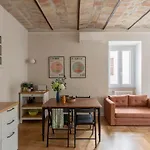 Iflat Lovely Flat In Trastevere